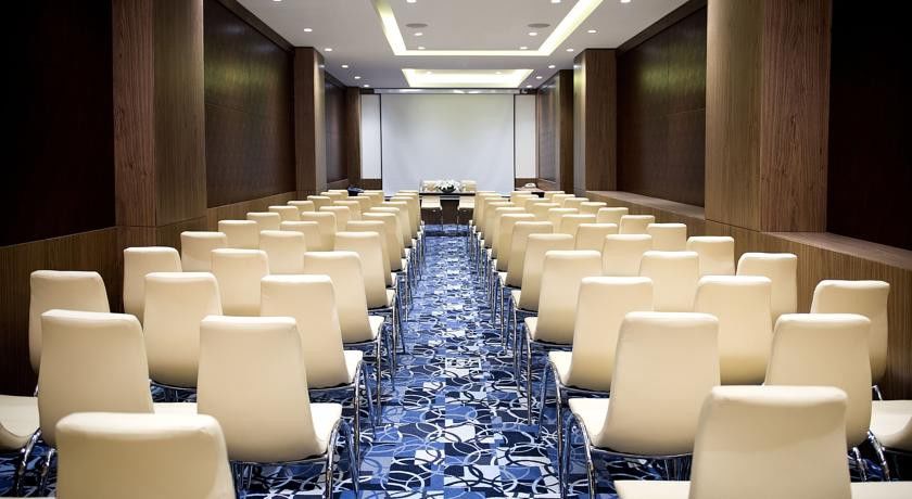 Hotel Ramada By Wyndham Istanbul Florya Exterior foto